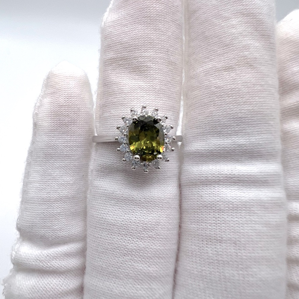 .925 Sterling Silver Peridot Cz & Clear Cz Ring - Picture 17 of 17